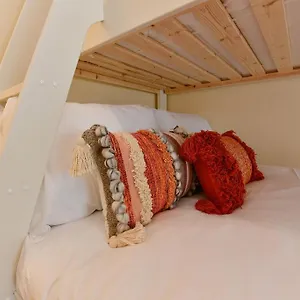 Just Wales - Castle Square Cottage, The Mumbles